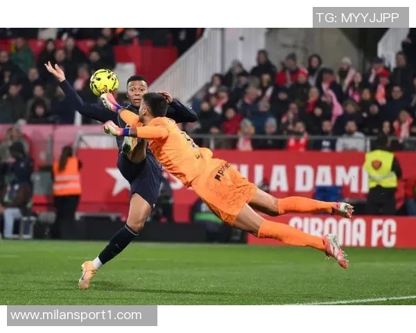 西甲争冠形势紧张皇马两轮不胜仅领先巴萨一分